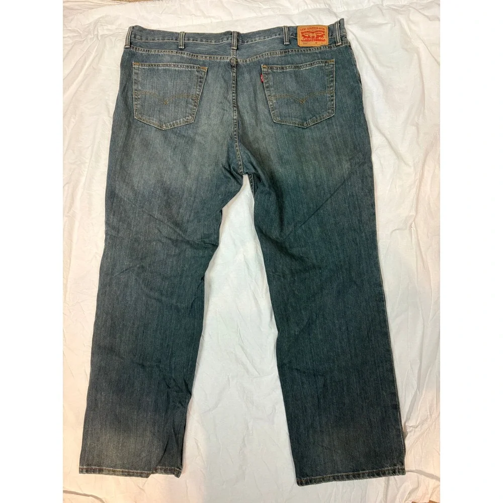 Levis 559 Relaxed Straight Jeans Mens 44x30 Blue Denim Medium Wash 00559-0451 - Picture 2 of 3